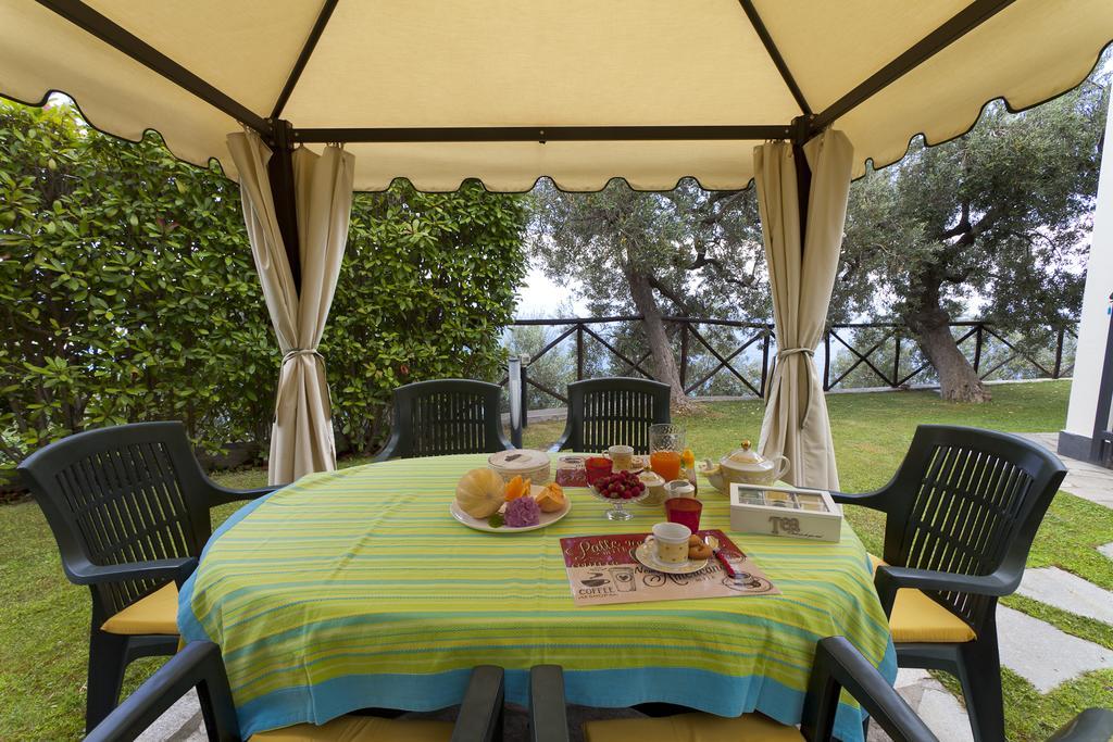 Villa Degli Ulivi B&B Finale Ligure Kültér fotó