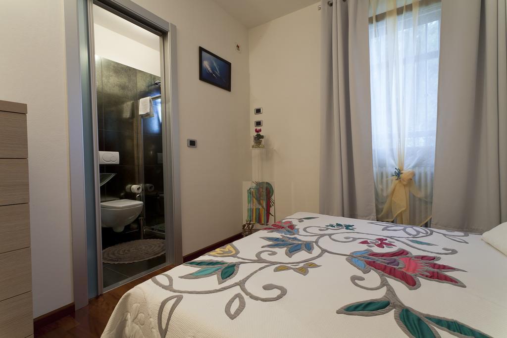 Villa Degli Ulivi B&B Finale Ligure Szoba fotó