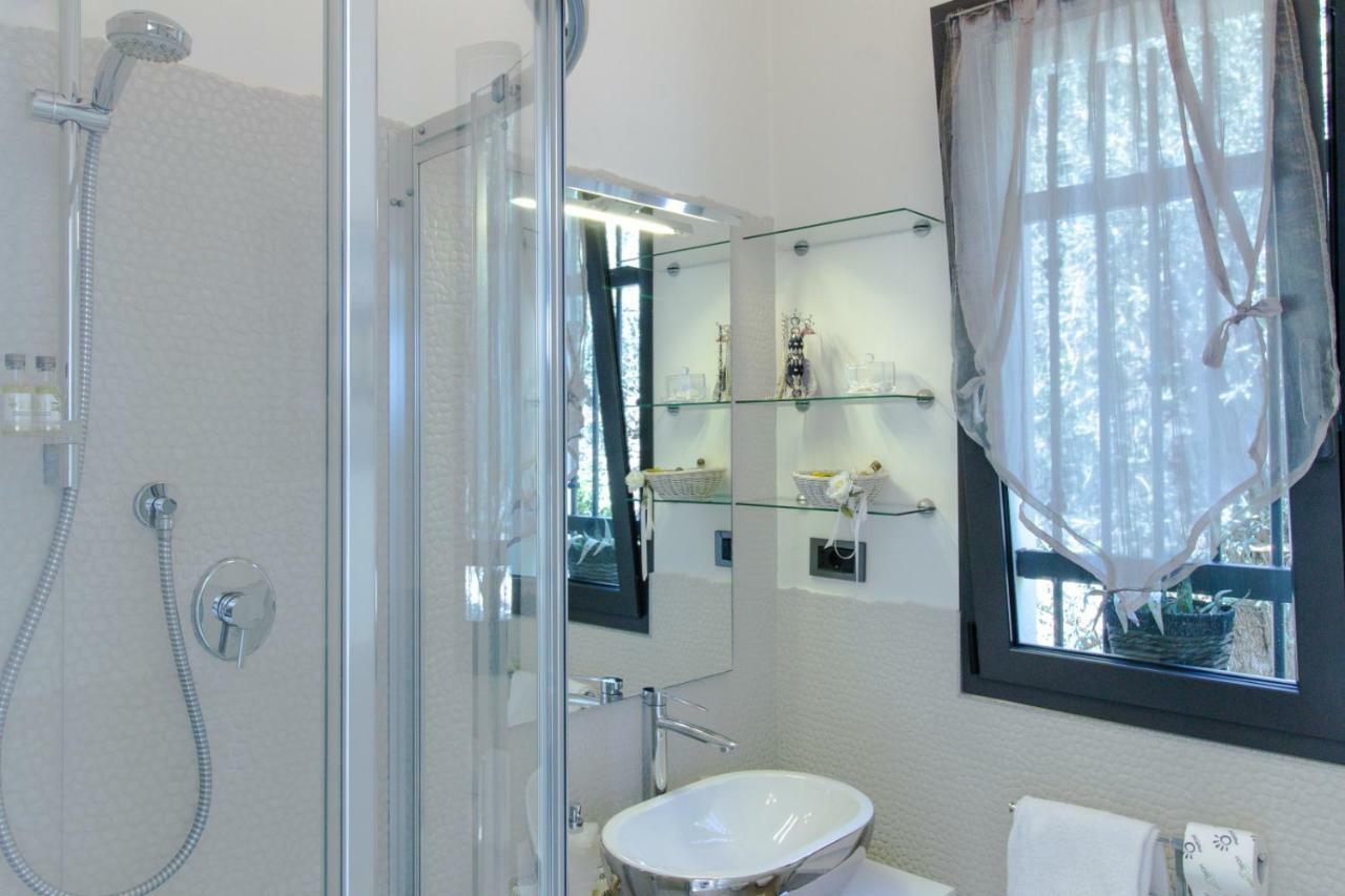 Villa Degli Ulivi B&B Finale Ligure Kültér fotó